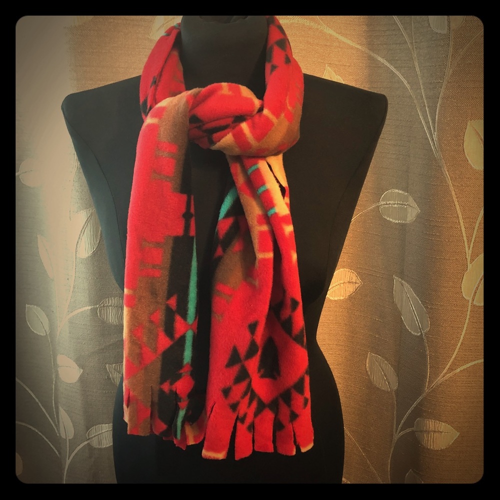 Aztec print fleece scarf